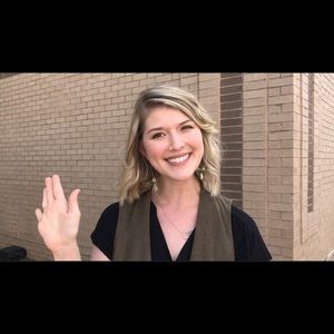 Meet your Posher, Sarah